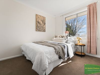 16 Amos Avenue, Blayney