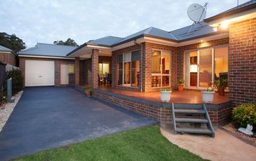 7 Florence Terrace, Beaconsfield
