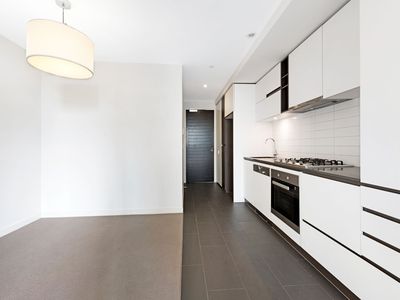 602N / 229 Toorak Road, South Yarra