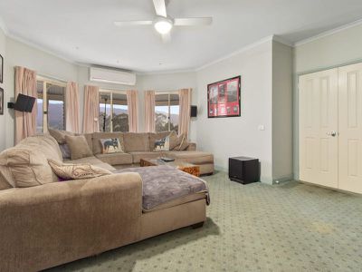 28 Pioneer St, Tallarook