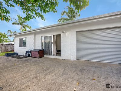 2 / 8 Anderson Road, Woree