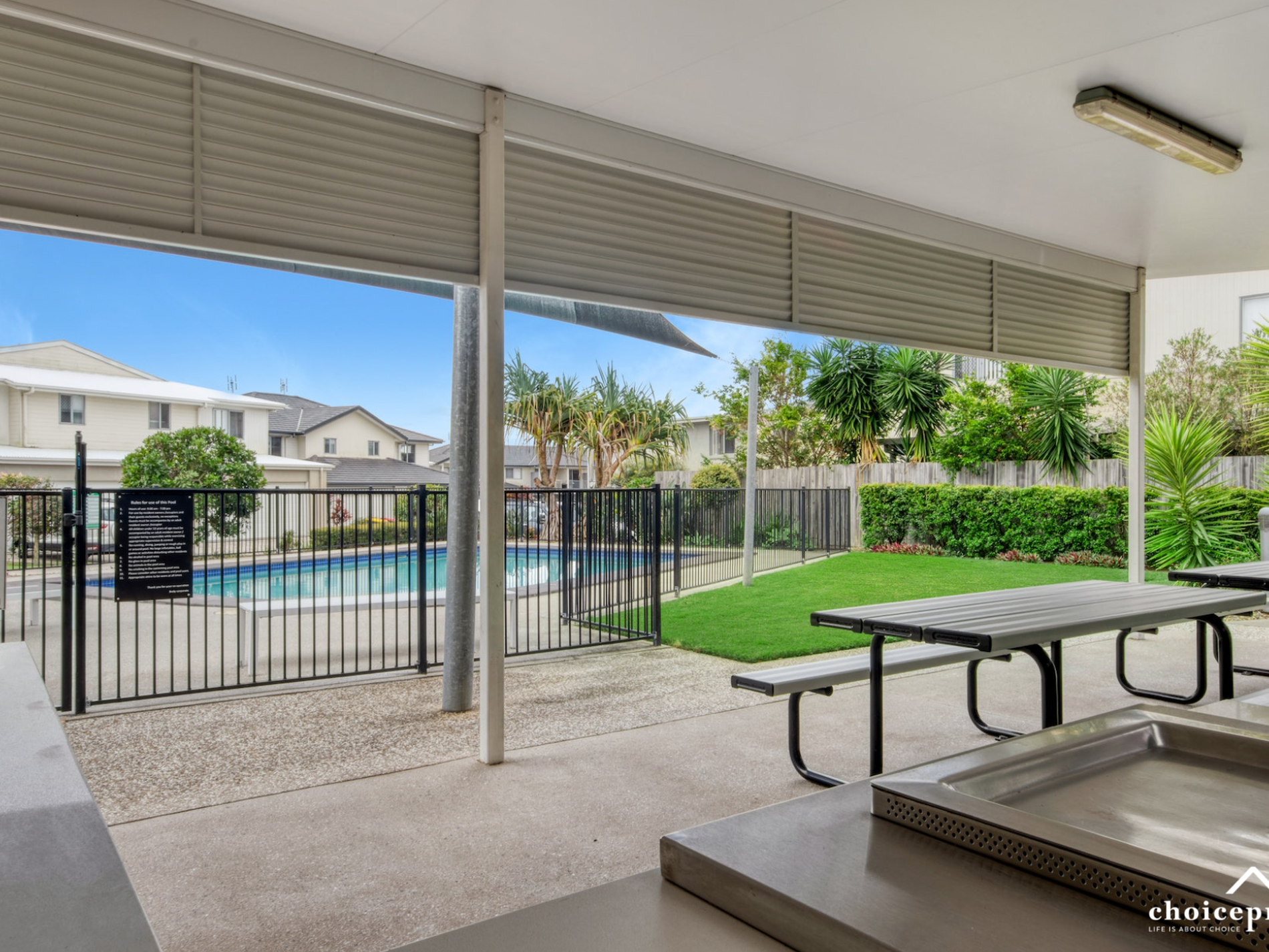 62 / 14 Photinia Crescent, Mountain Creek