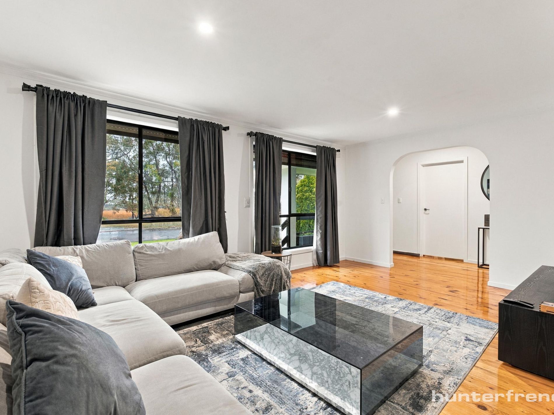 28 Carinza Avenue, Altona Meadows