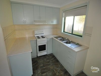 8B Ellis Park Close, Dubbo
