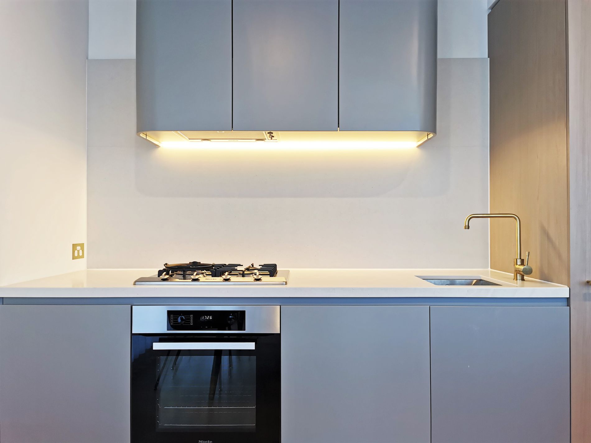 608 / 25 O'Sullivan Road, Glen Waverley