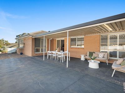 3 Duntroon Close, Hamlyn Terrace