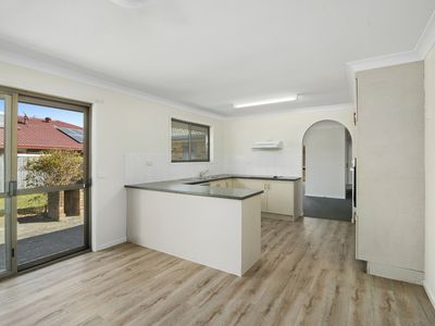 6 Plover Place, Tweed Heads West