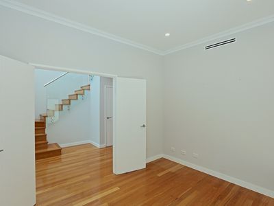 30A Lynton Street, Doubleview