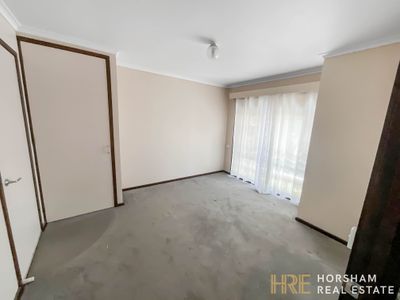 5 Shalom Place, Horsham