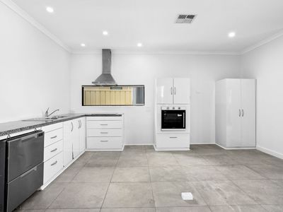 8A Stanmore Court, Lynwood