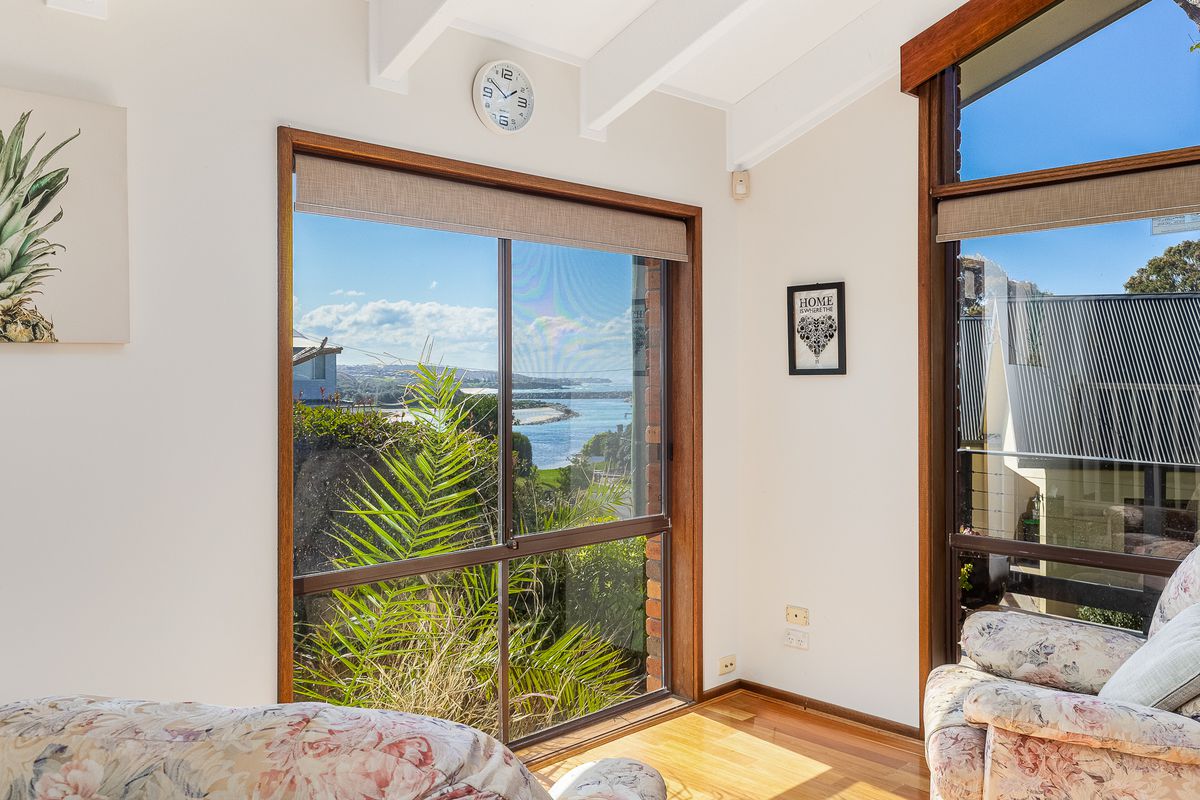 8A Noorooma Crescent, Narooma