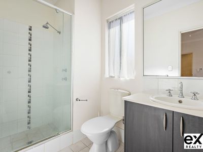 17 / 36 Dunlin Gardens, Bennett Springs