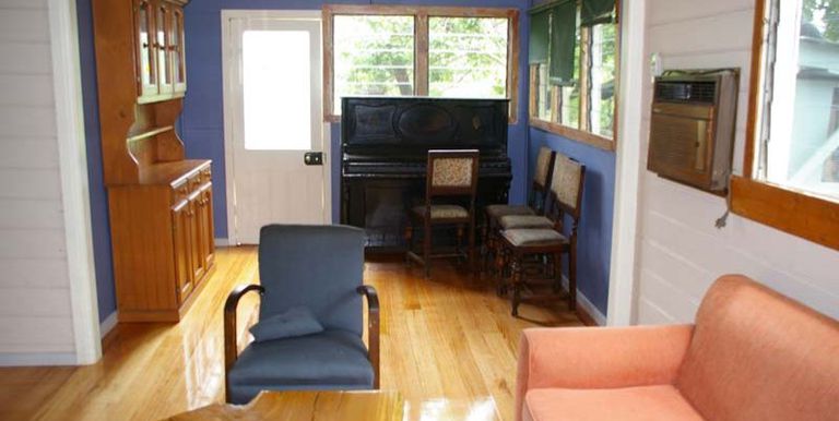 29-31 Hurley Street, Longwood