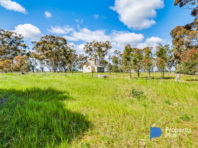 CA 5A Elmore-Raywood Road , Neilborough