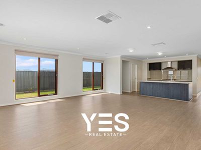 28 Arena Circuit, Strathtulloh