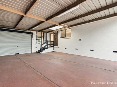 28 Carinza Avenue, Altona Meadows
