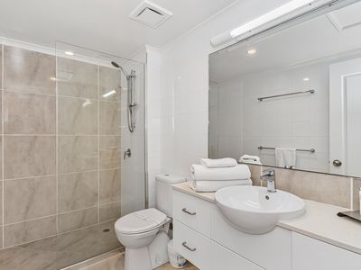 50 / 7 Mariners Drive, Townsville City
