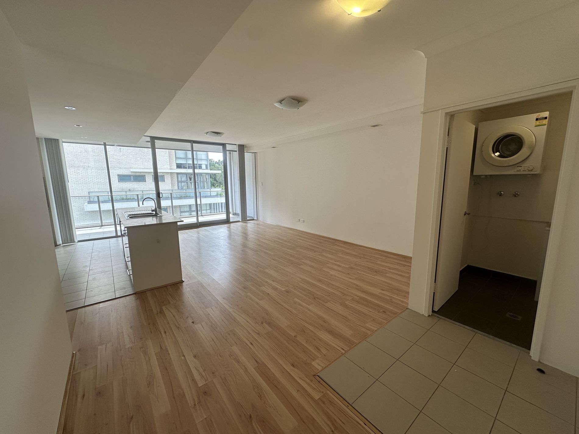 302 / 9-11 Wollongong Road, Arncliffe