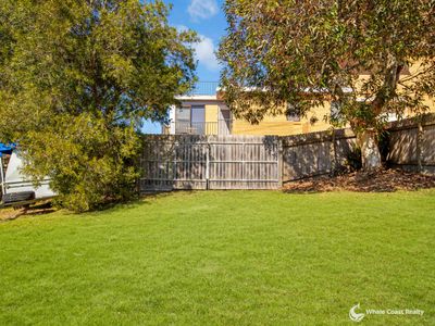 2 Tilba Street, Narooma