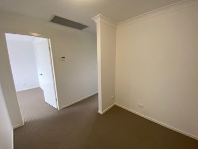 31 Highland Close, Macquarie Links