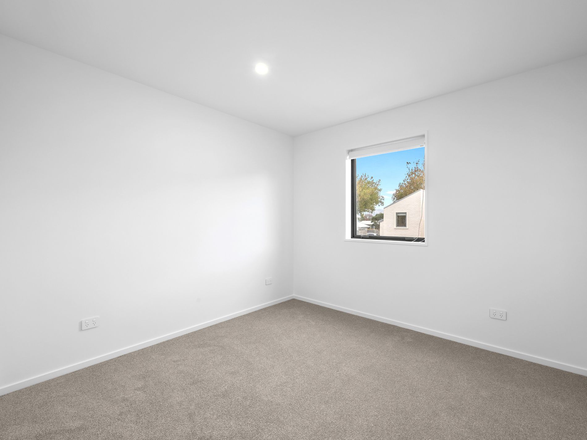 10 / 176 England Street, Linwood