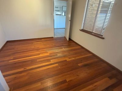 2 Abbott Way, Swan View
