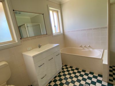 11 Wren Place, Dubbo