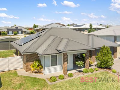 14 Dillon Drive, Kelso