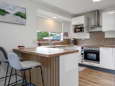 8 B Alexander Place, Otaki