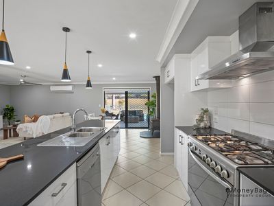 11-15 Cedar Vale Road, Cedar Vale