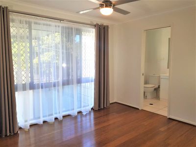 4 Pyeworth Place, Rochedale South