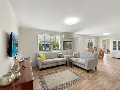 2 Top Street, Torquay