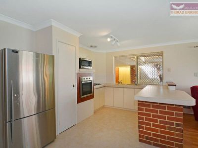 6 Oldenburg Pass, Stratton