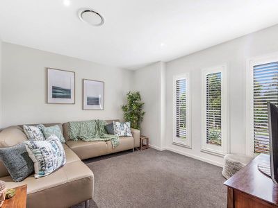 17 Jindalba Drive, Coomera