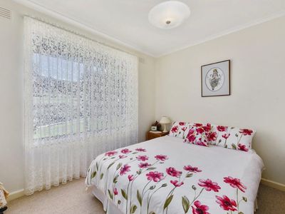 11 Hutchesson Street, Millicent