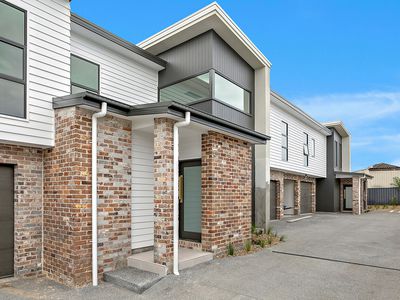 2 / 19 King Street, Lake Illawarra