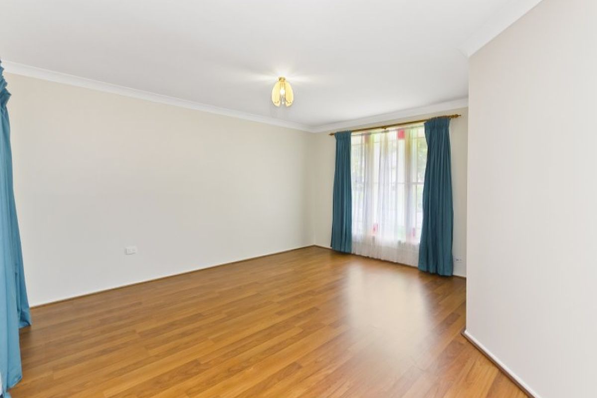 8 Sandpiper Place, Green Point