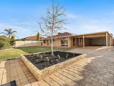 122 Glencoe Loop, Kinross