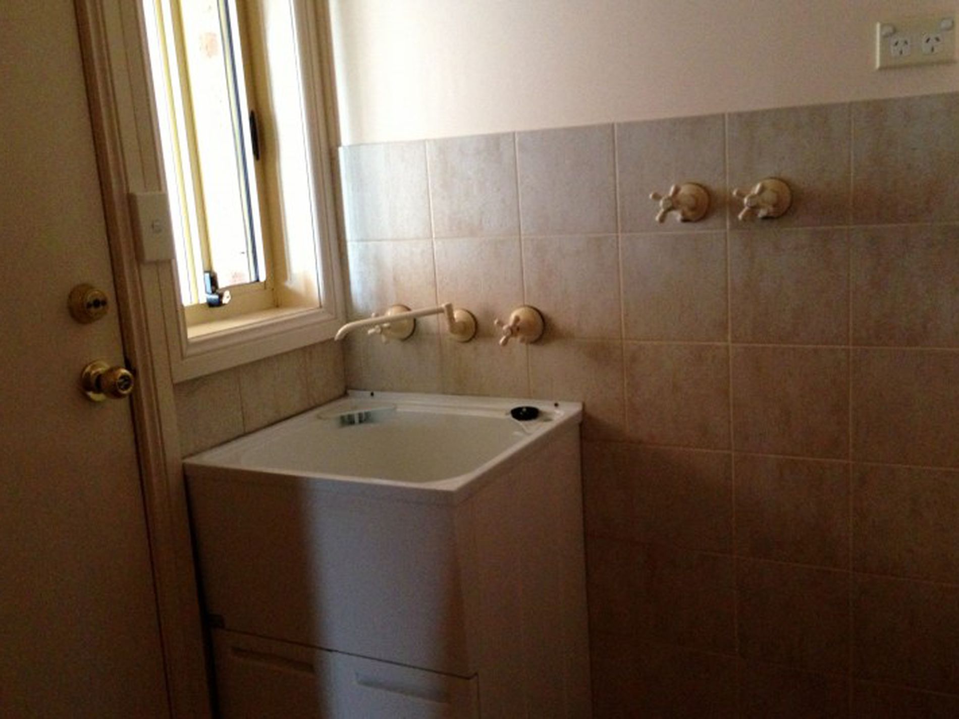 1 / 42 Ocean Beach Drive, Shellharbour