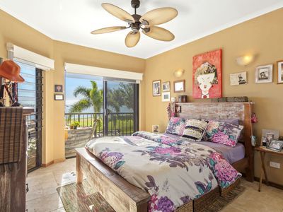 5 / 36 Coral Esplanade, Cannonvale