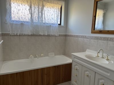 13 Vista Drive, Melton