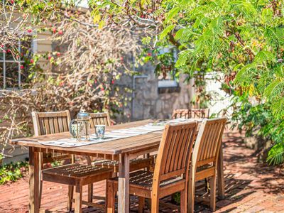 198 Princes Highway, Port Fairy