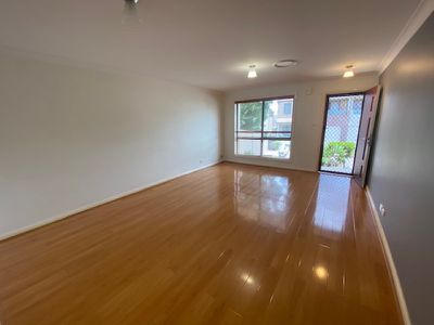 5 / 6-10 Kendall Drive, Casula