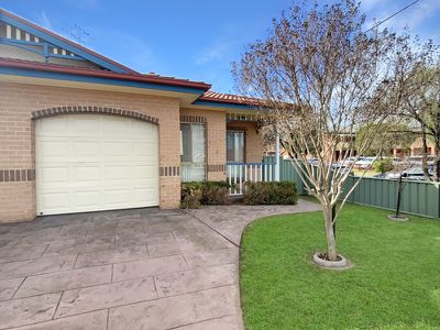 17A Johnson St, Forbes
