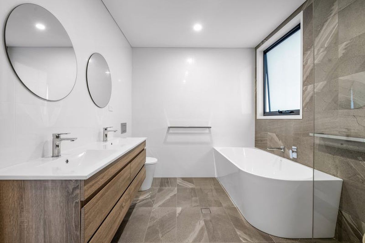 123A Ocean Parade, Blue Bay