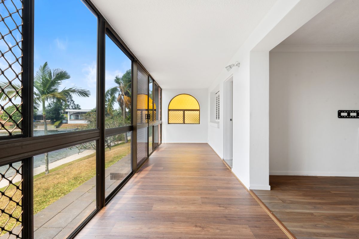 2 / 43 Karbunya Street, Mermaid Waters