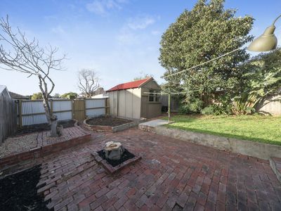 18 Roxburgh Street, Ascot Vale