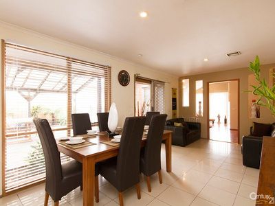 16 General Joshua Drive, Hampton Park