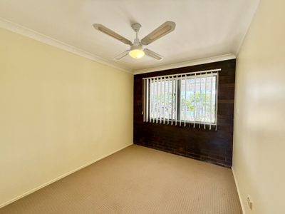 39 Vanda Street, Urangan