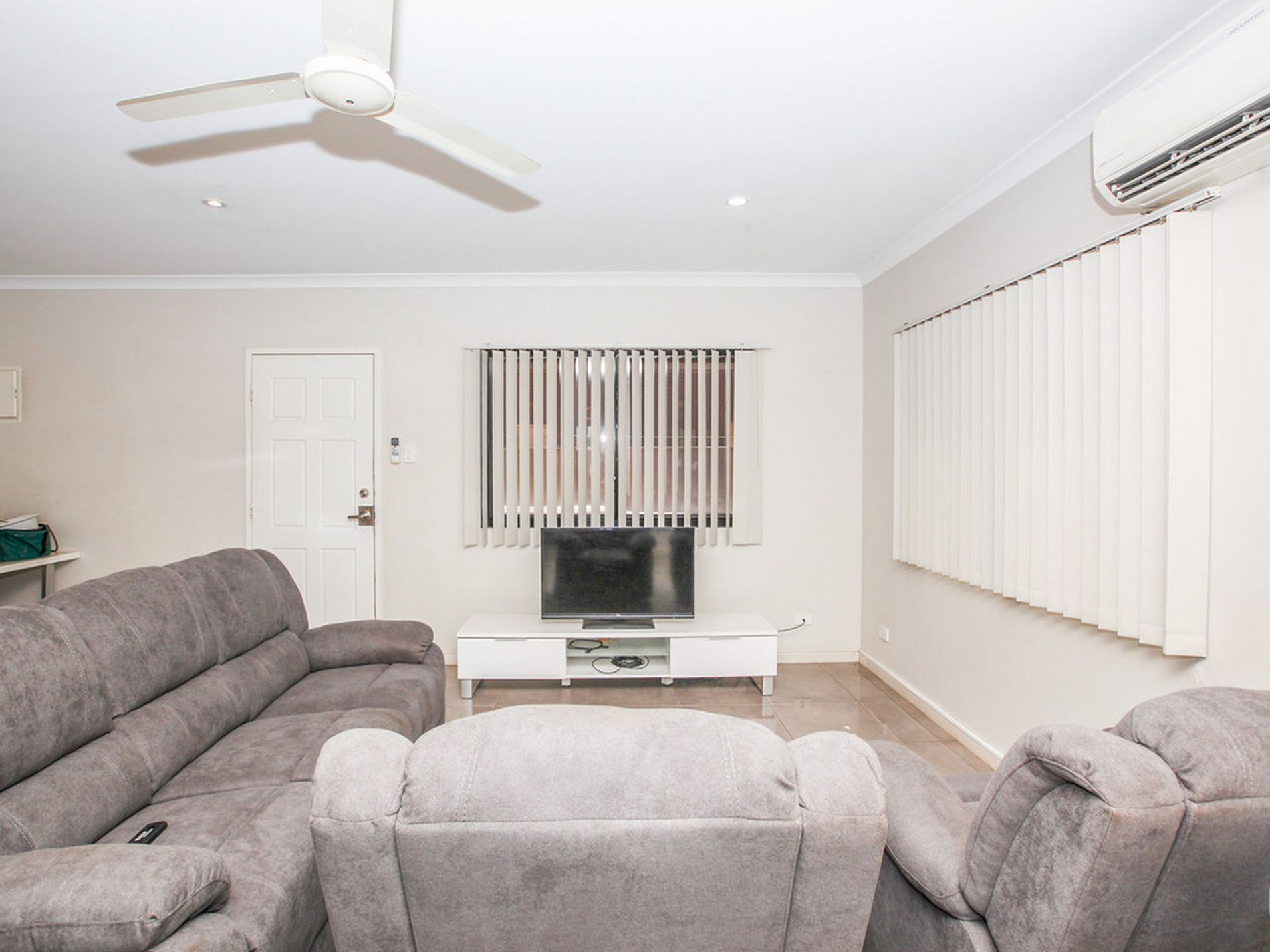 16B Somerset Crescent, South Hedland